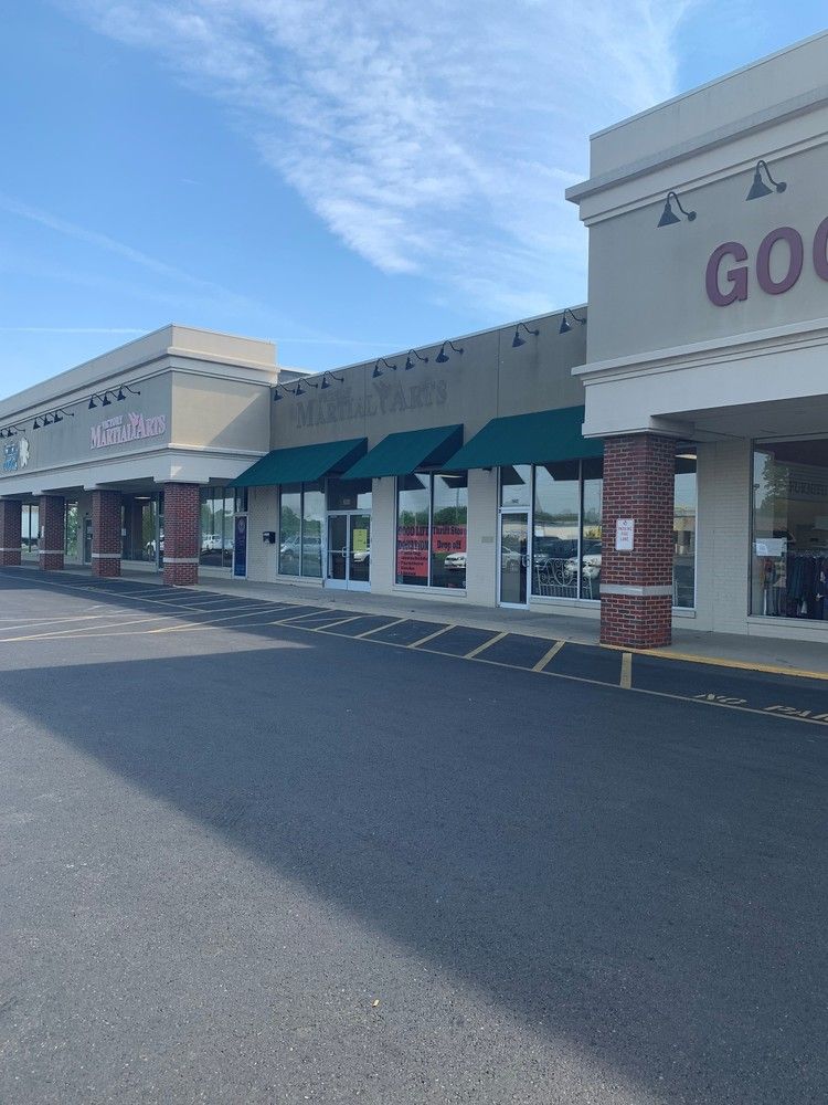 Hilliard Shopping Center: 3626-3680 Main Street, Hilliard, OH 43026